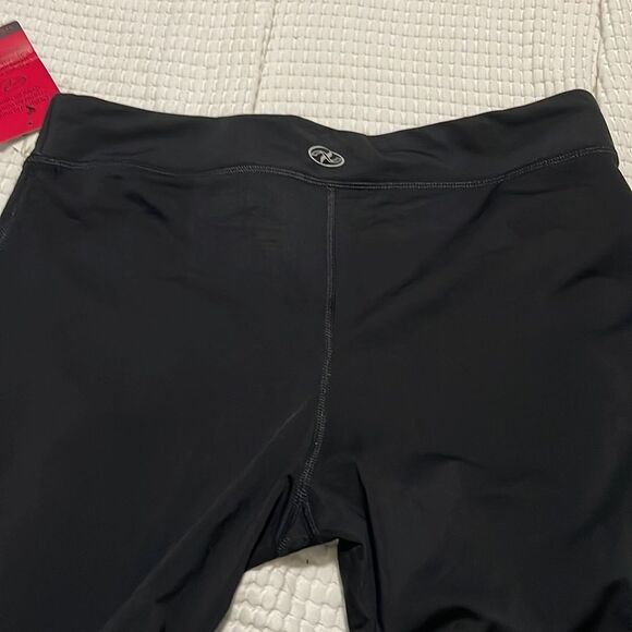 NWT- N.Y.L. Sport - L - Picture 4 of 6